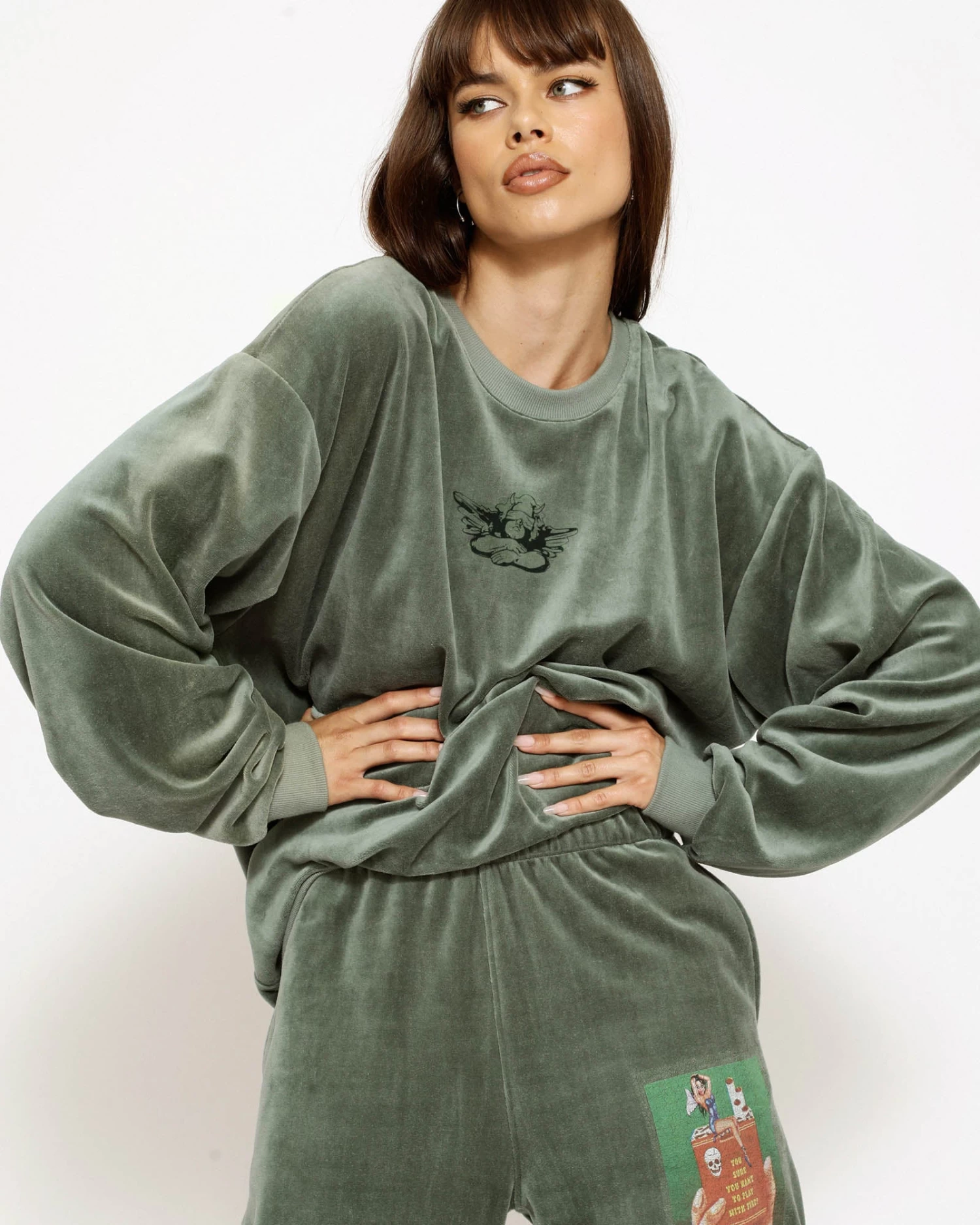 BOYS LIE X Twin Flame Velour Crewneck - Image 2